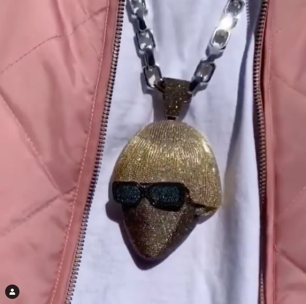 TS、Billie等人背后的高级定制珠宝商们