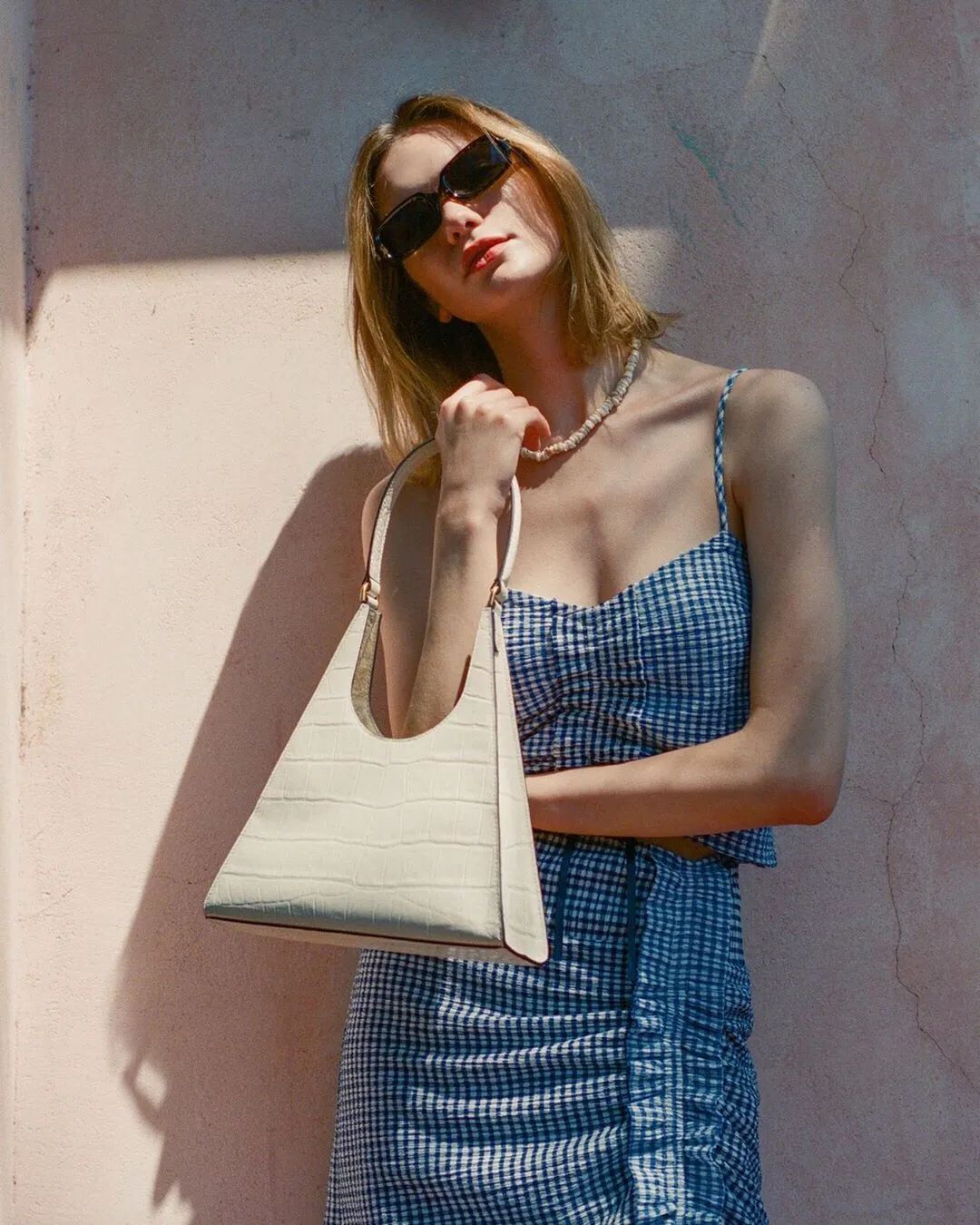 一年四季都可以背的包包性价比高,这9款包包每次背都被人说很好看