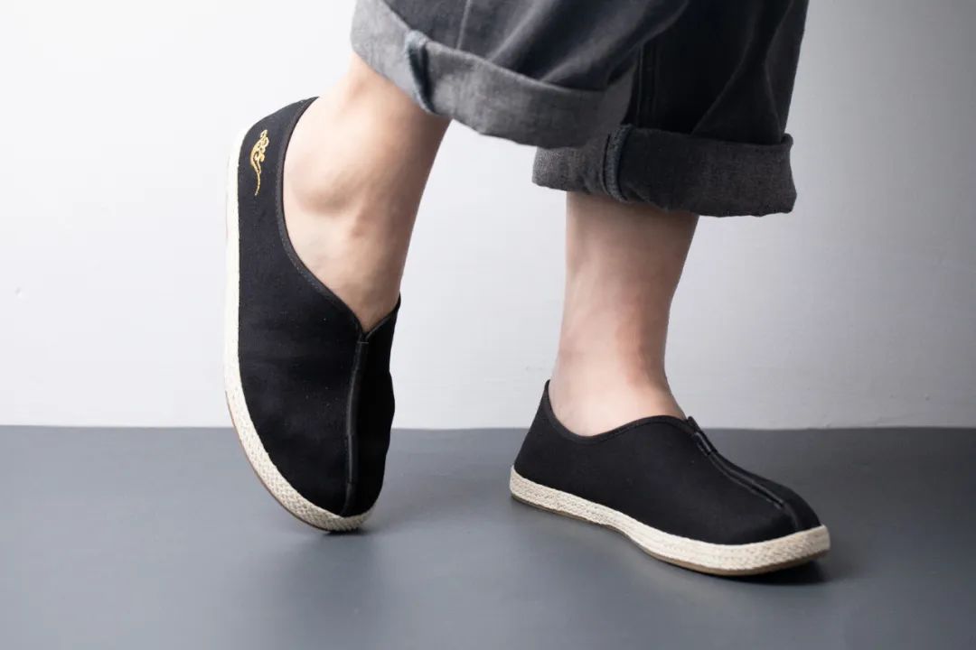 一双老布鞋完整版,最好的老北京布鞋年轻人穿的