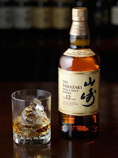 未满18岁禁止入内的警示牌,未满18岁进入检察院意味着什么