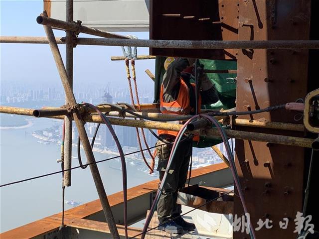 华中第一高楼武汉绿地中心,华中第一高楼绿地606主塔