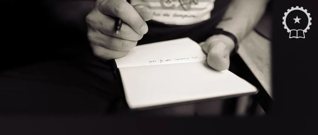 “那个刷地铁卡都记账的人，偷偷买了一套房”