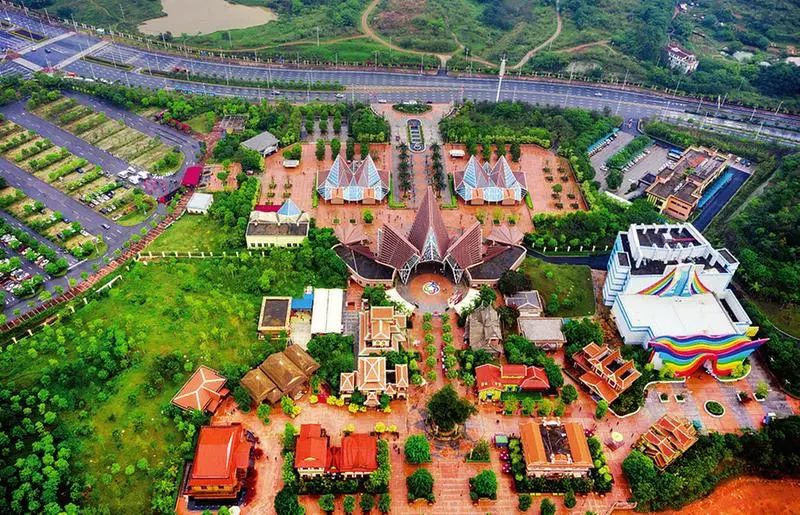 壮哉乐哉自驾游最佳路线,壮哉祖国河山美如画