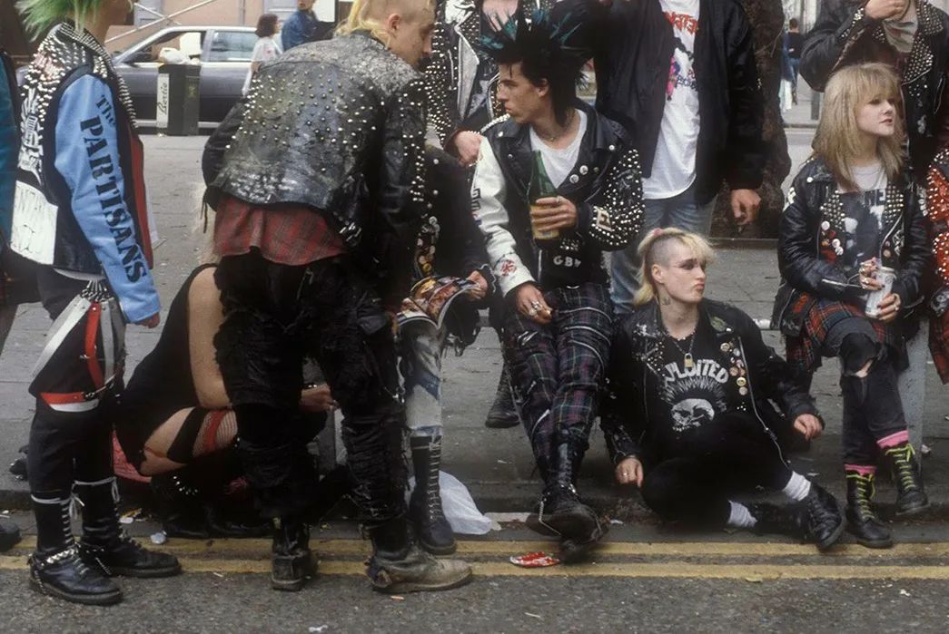 马丁博士和马丁大夫有区别吗,马丁博士的八孔马丁靴有什么区别