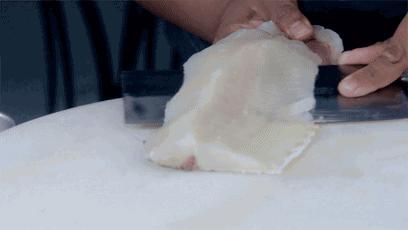 女子体内取出活虫只因爱吃这套菜,女子体内取出活虫只因爱吃这样菜