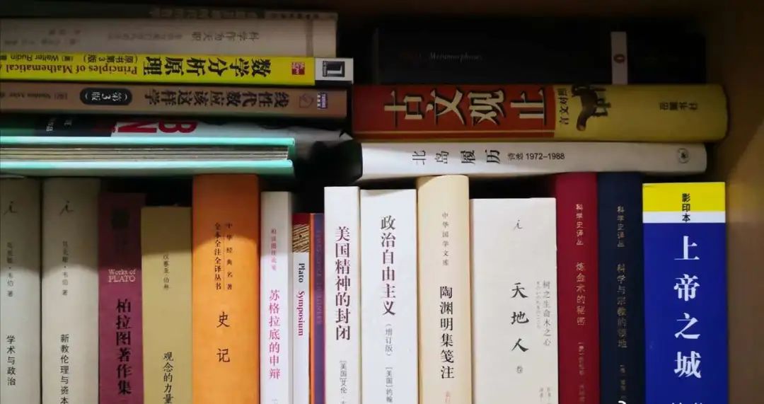 清华北大图书馆借阅最多书,北大图书馆最多借书多少