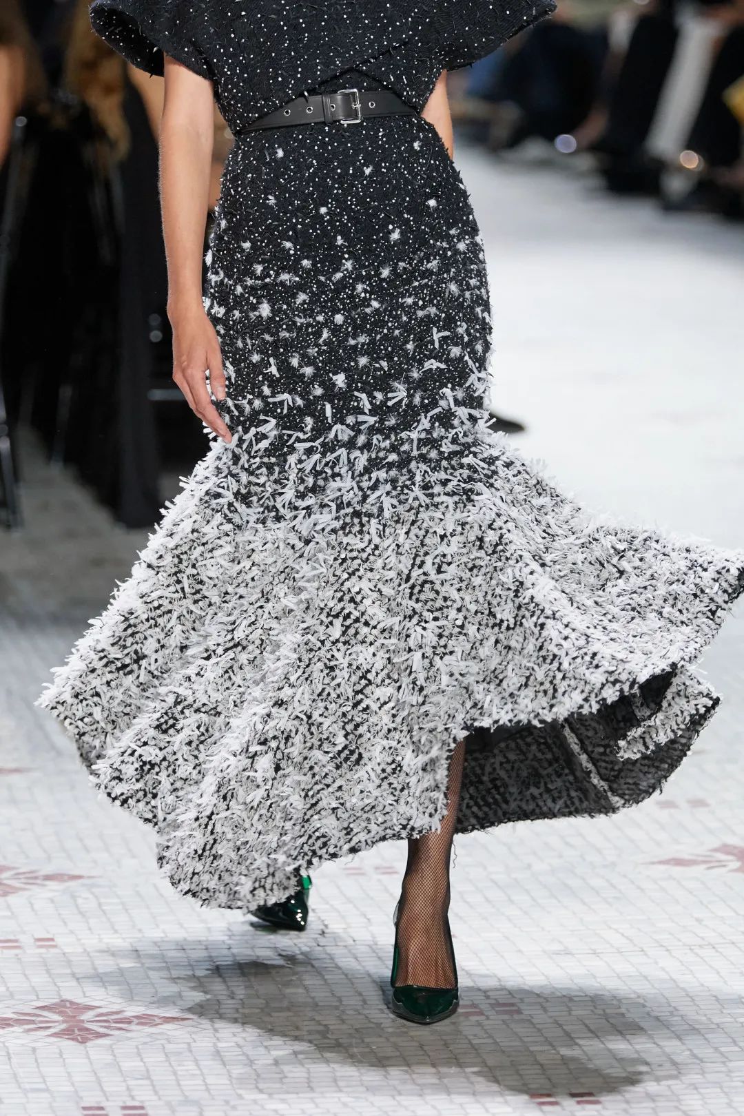 givenchy什么潮牌,givenchy高端时尚