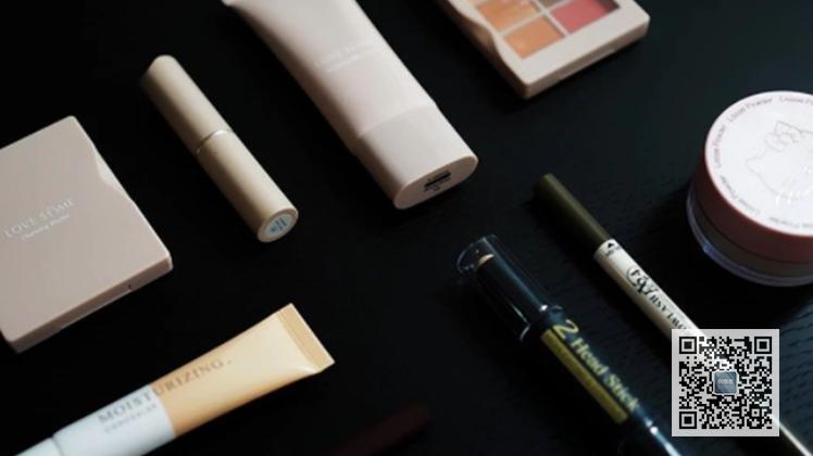 10块钱名创优品,用十元体验化妆