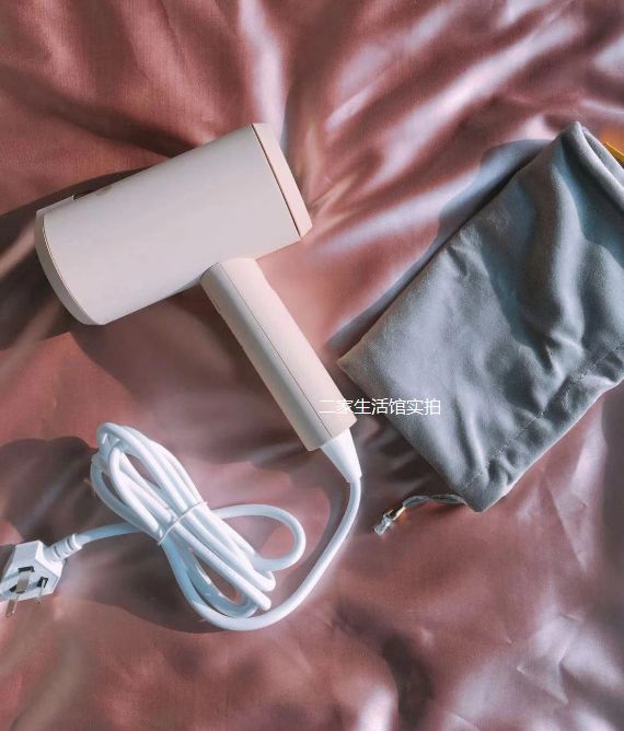 就为了每天偷懒几分钟，千元级大牌也让你穿出廉价感