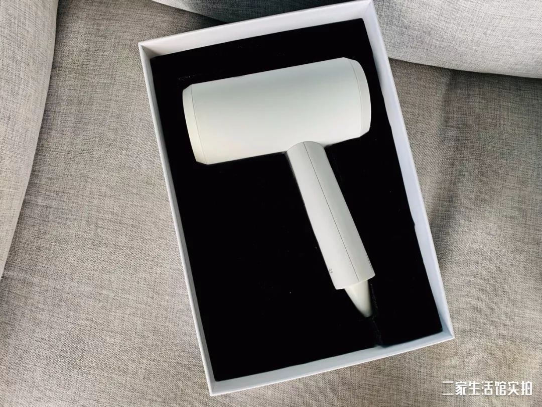 就为了每天偷懒几分钟，千元级大牌也让你穿出廉价感