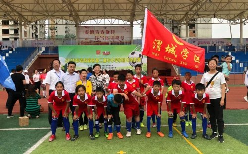 秦汉新城:这群十几岁的农家娃有一个足球梦