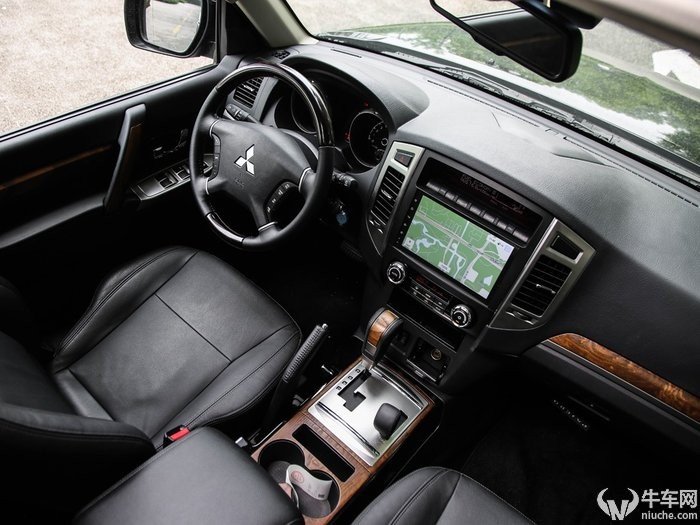 三菱帕杰罗进口第五代试驾,三菱帕杰罗极限测试