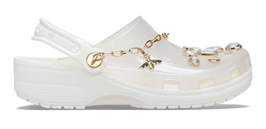 crocs杨幂联名款,杨幂率先演绎crocs新品