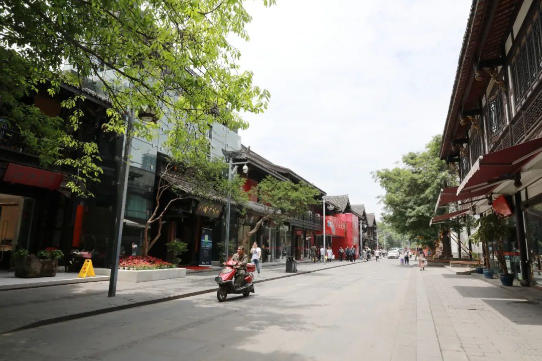 来成都夜生活,夜游青羊区