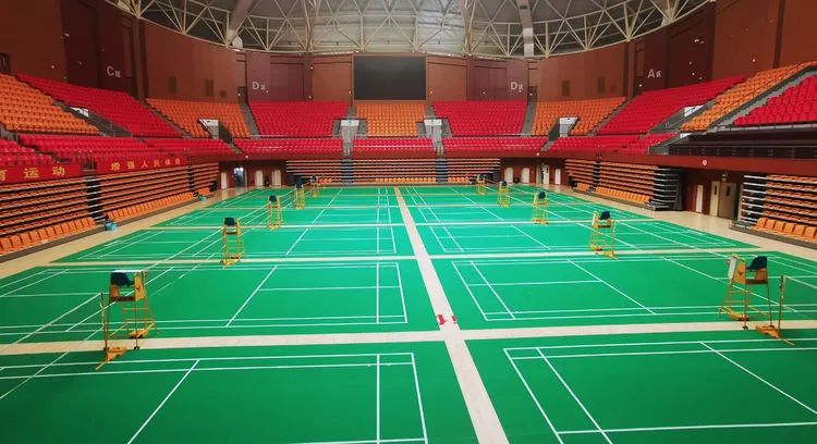 四平市体育馆部分场地免费开放,四平师院体育场对外开放吗