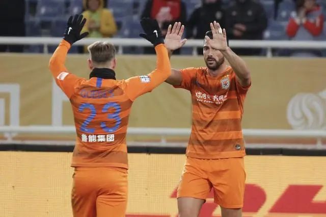 中超联赛球员身价排名榜前十名,中超球员薪水排行榜2015