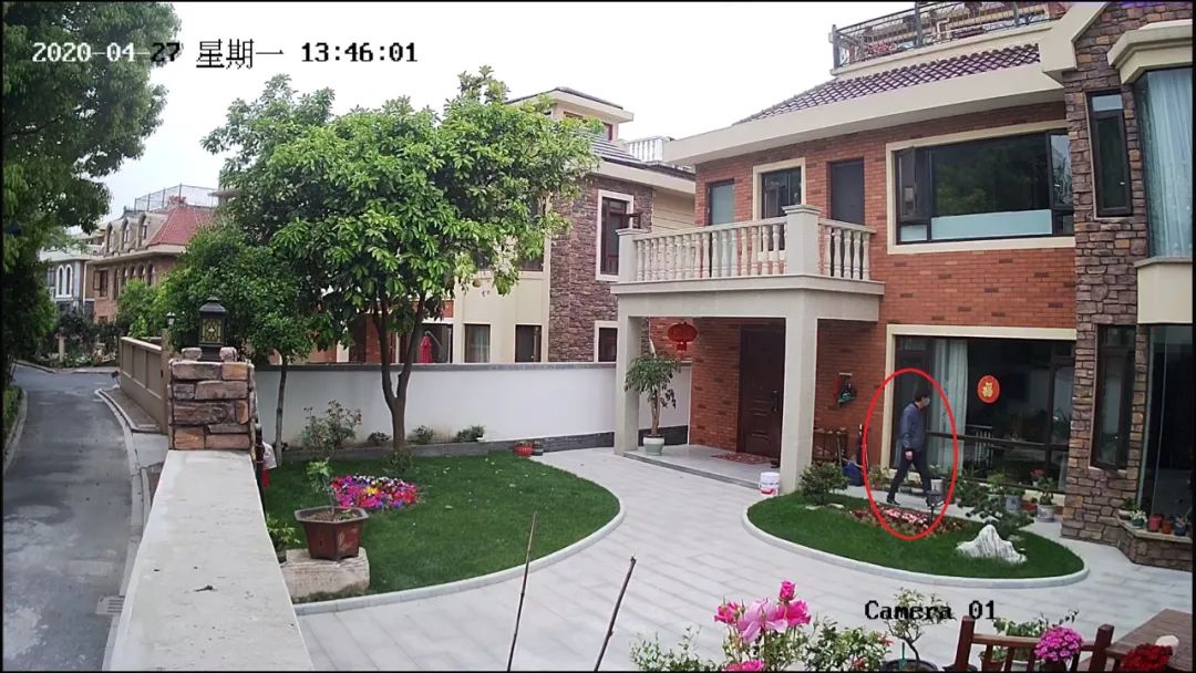 杭城别墅女主人懵了：有人爬窗偷走400元，包当垃圾扔了！包是LV啊……