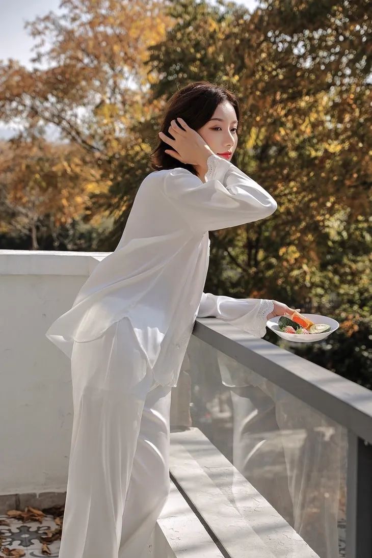 香奈儿丝绒家居服,香奈儿家居服女可外穿