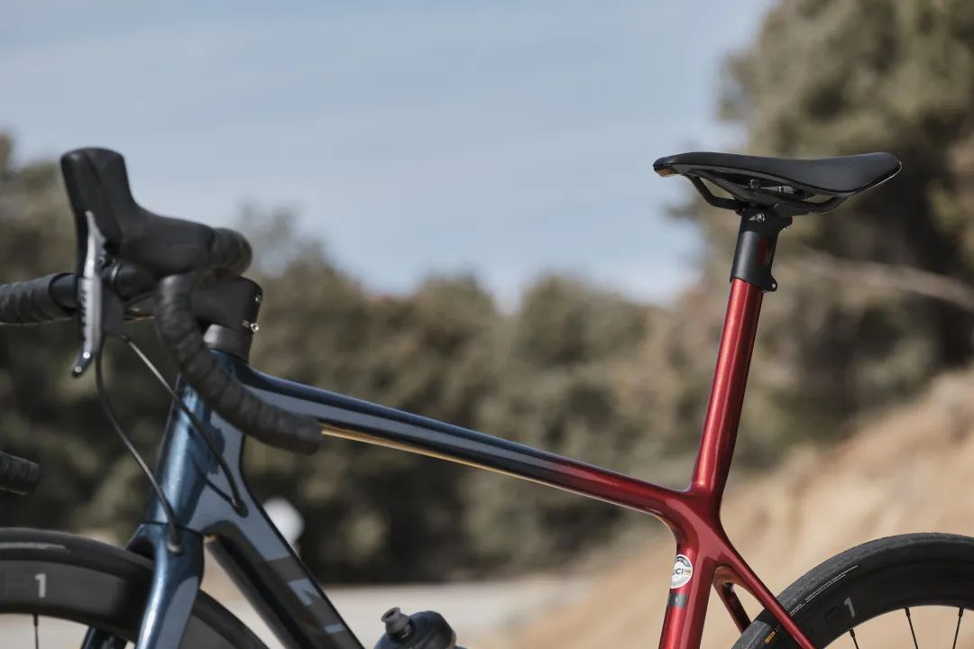 捷安特tcr2020款官网价格,捷安特2022款tcr全系列报价