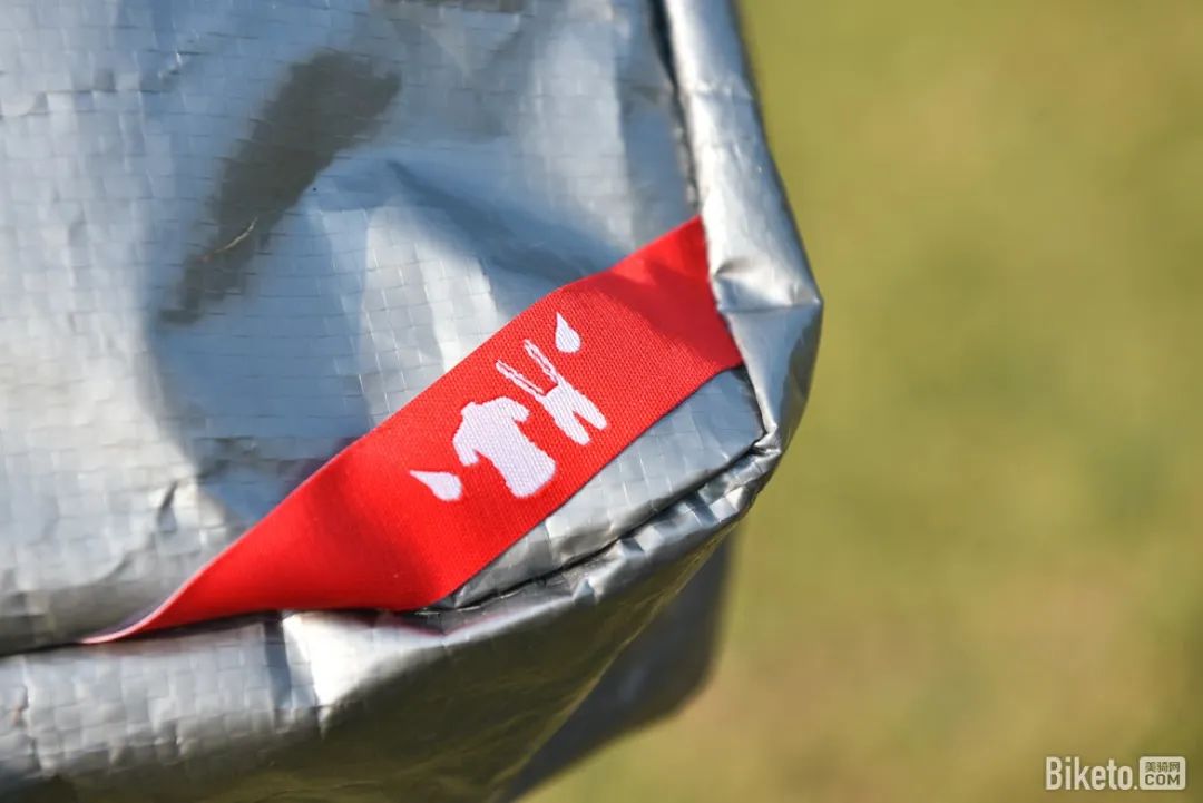 迪卡侬xc骑行背包,迪卡侬骑行背包推荐公路车