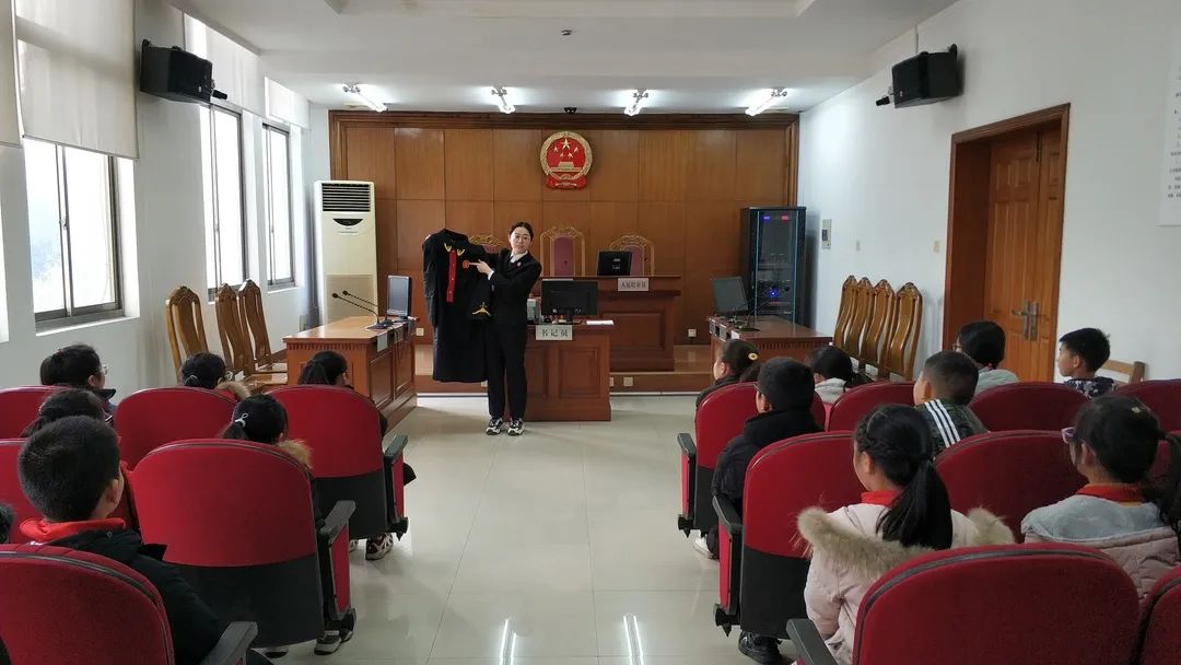 我们身边好青年,我们身边的好青年名单