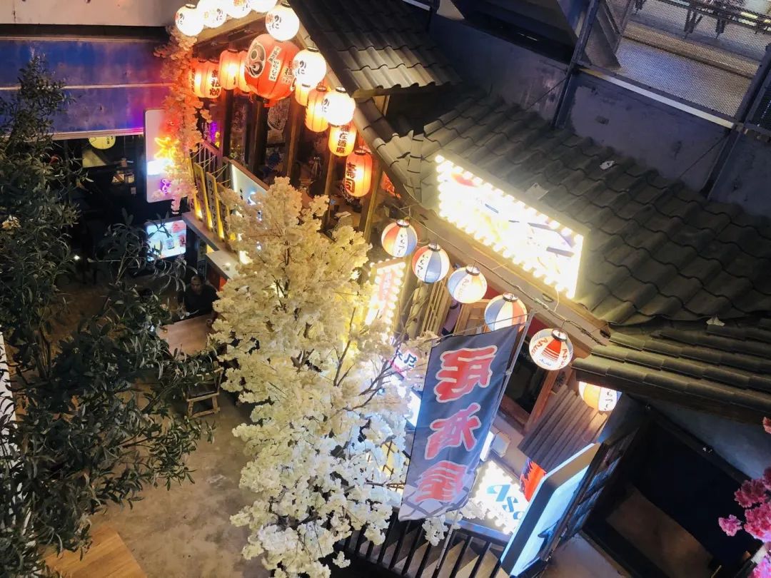 逛吃游玩的城市,城中区地标建筑推荐