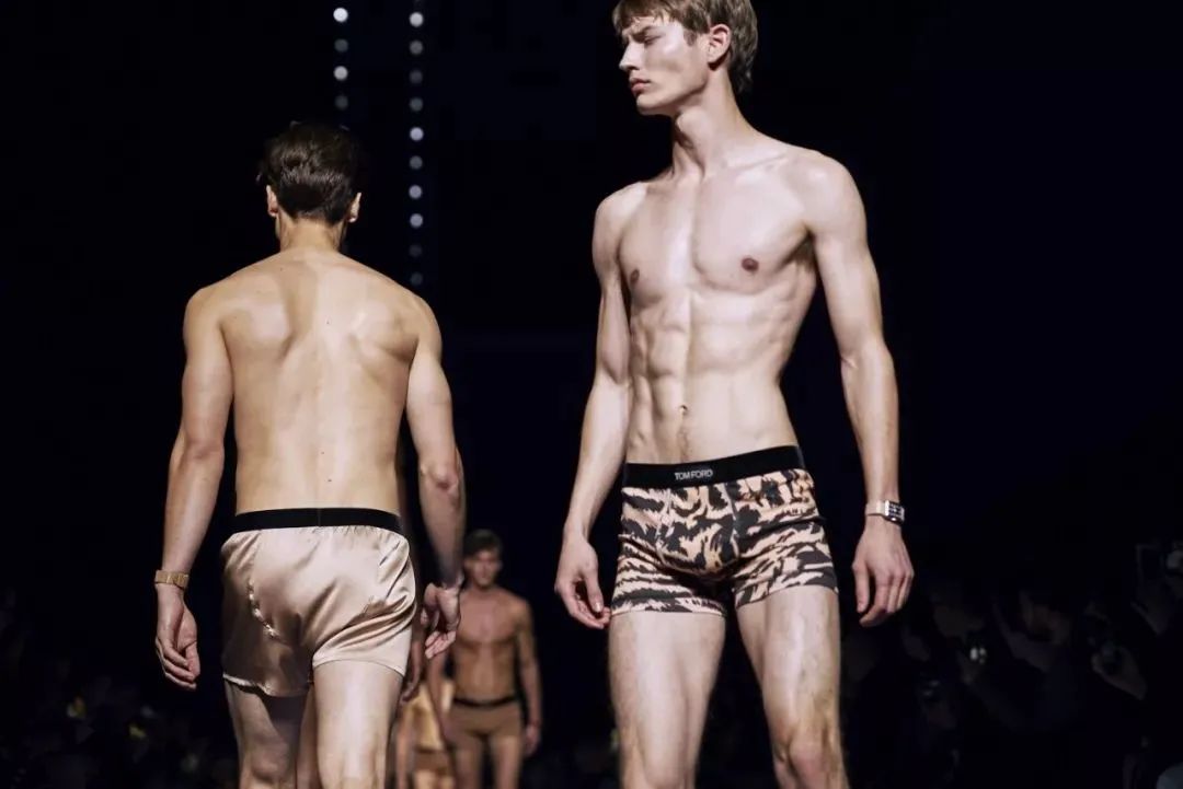 男人的荷尔蒙表现在哪方面,男人的荷尔蒙怎么说通俗一点