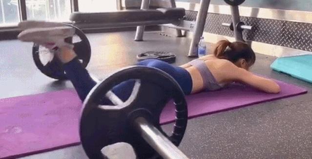 抖音臀腿挑战,抖音最火身材摆锤