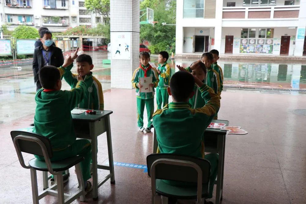 你好红领巾主题活动,你好红领巾主题一年级