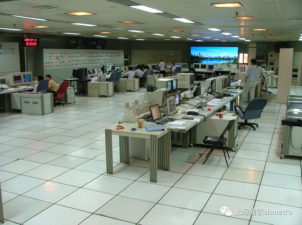 上海地铁2号线西瓜出站,上海地铁2号线西瓜内藏门