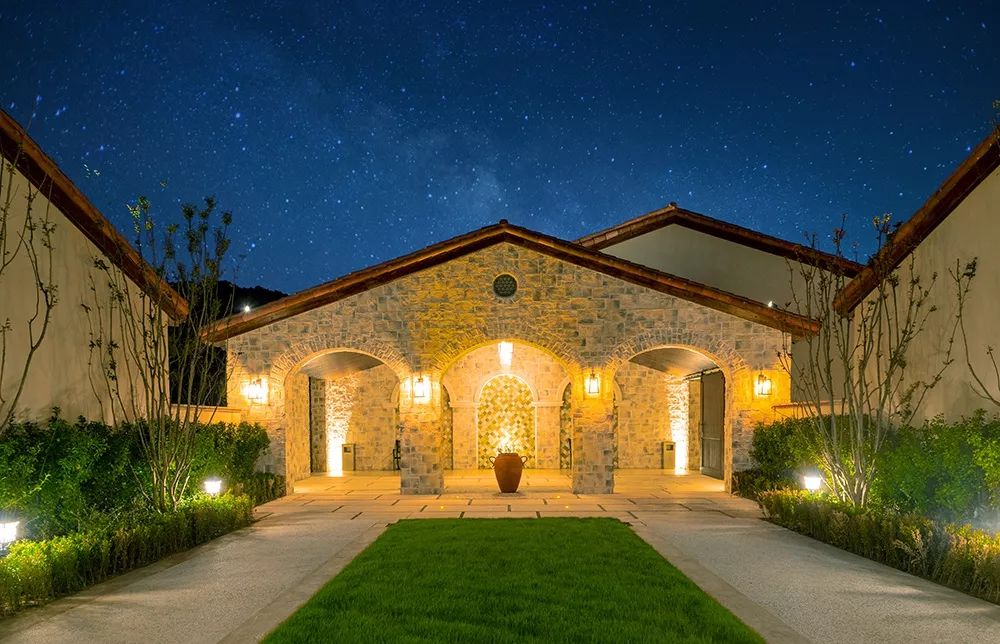 挖到马云同款海景酒店！人均300+住全庭院式房间，赠亲子下午茶