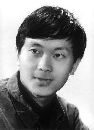 骆一禾最经典的10首诗,骆一禾诗解析