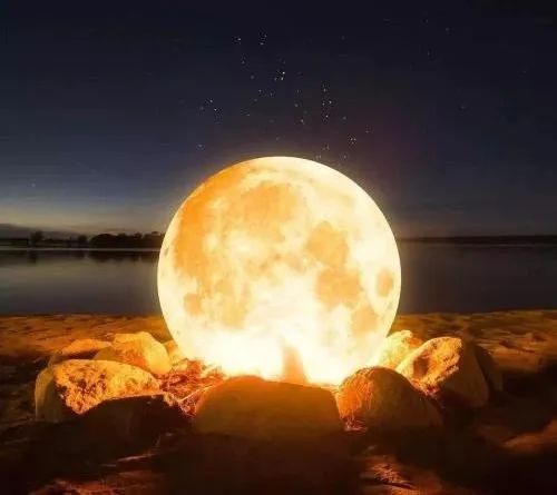 有关月亮的诗,关于月亮的诗