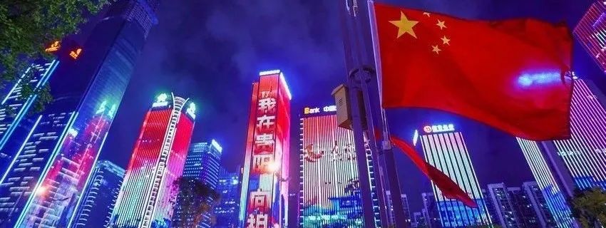 初中生身体上有小红点很痒,女生突然起红色的疹子