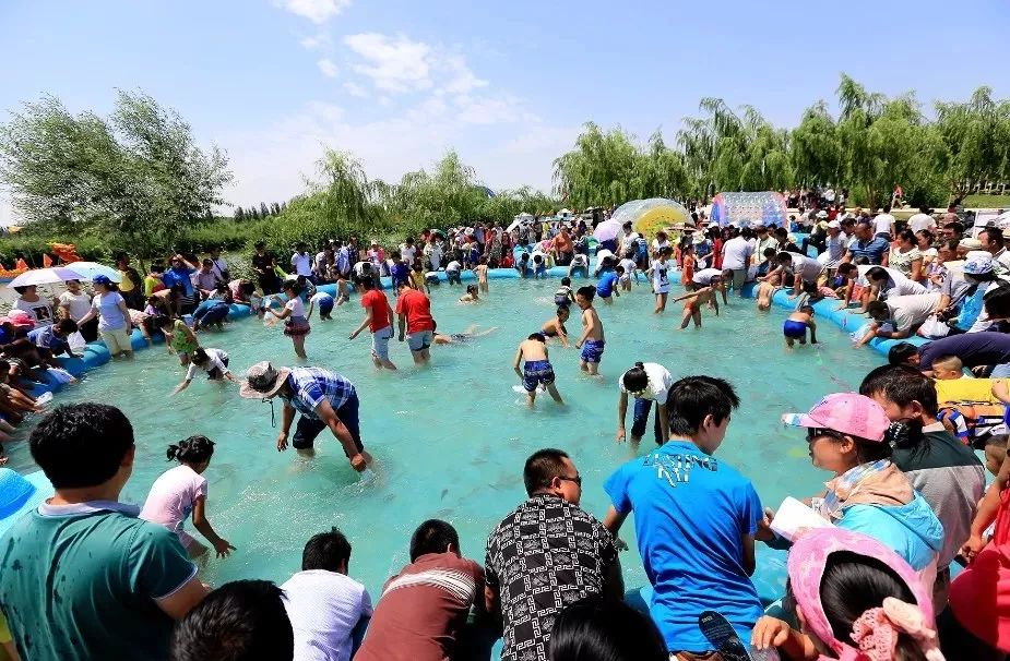 单县门票9.9元水上乐园南湖湾,菏泽最大水上乐园