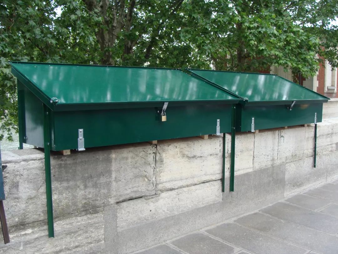 塞纳河畔旧书摊,塞纳河畔旧书摊的故事