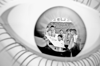 致盲眼病的10个早期征兆,什么样的病情会引起视力模糊