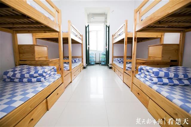 浜斿悕浼樿川鏁欏笀鍥㈤槦,姝︽眽楂樹腑鐗圭骇鏁欏笀