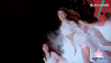 第一眼美女妆容可爱,第一眼美女惊艳妆容