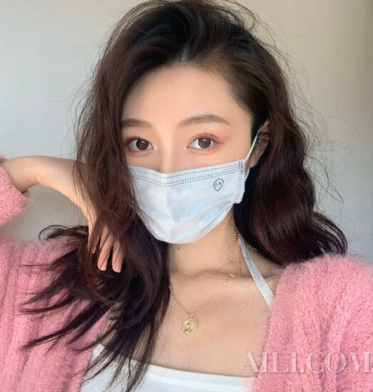 自带滤镜的妆前乳,自带磨皮美颜的妆前乳好用吗女士