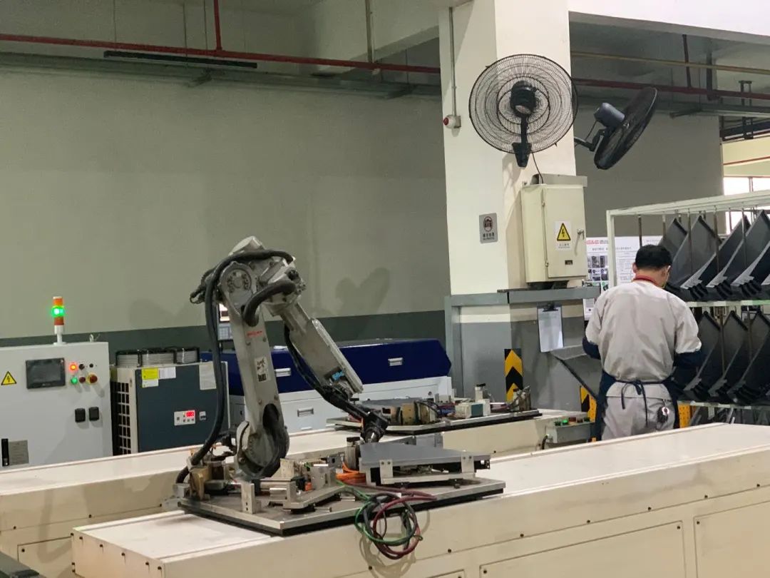 疫情下，杭州知名电器企业“德意”多管齐下化危为“机”，数款拳头产品今起在每满生活开售，在别处买不到这么优惠的价格