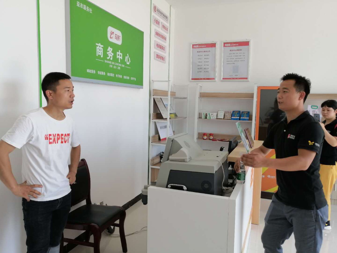 南县：村民夏新——我在村口“CBD”当老板