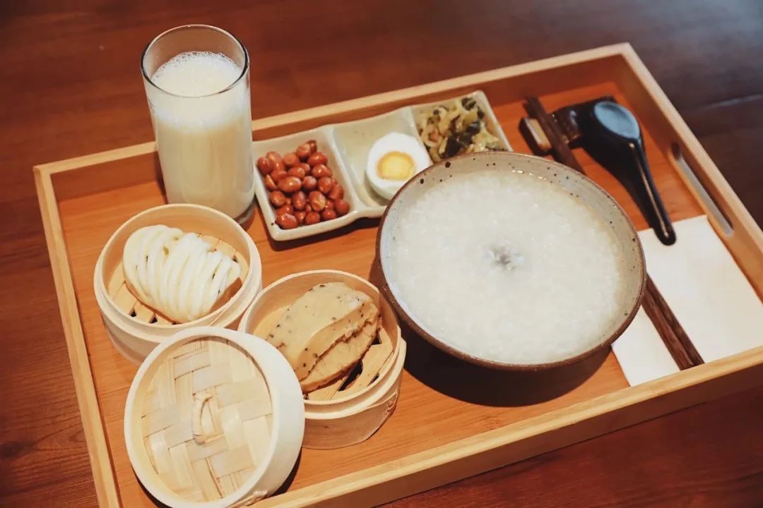 娄艺潇住的哪个酒店,娄艺潇旅游住民宿