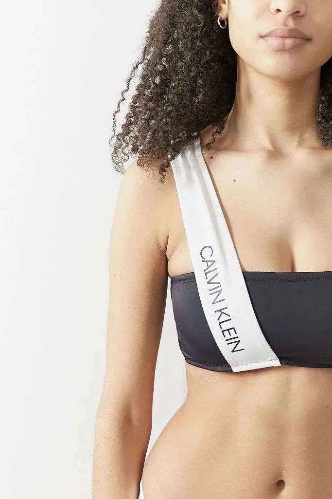 高考完的第一件事,穿漂亮新泳衣乘风破浪去