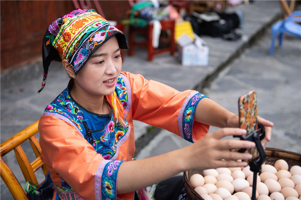 湘西十八洞村的故事,十八洞苗寨人的真实生活