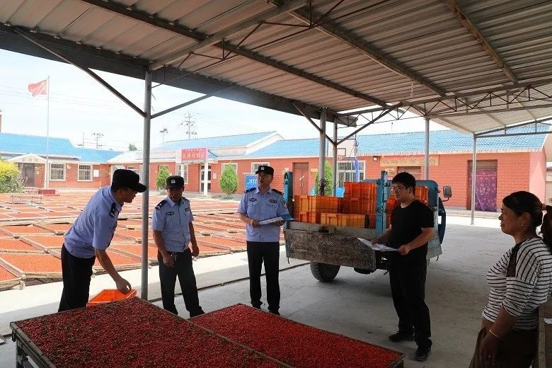 用平安“蓝”守护枸杞“红”