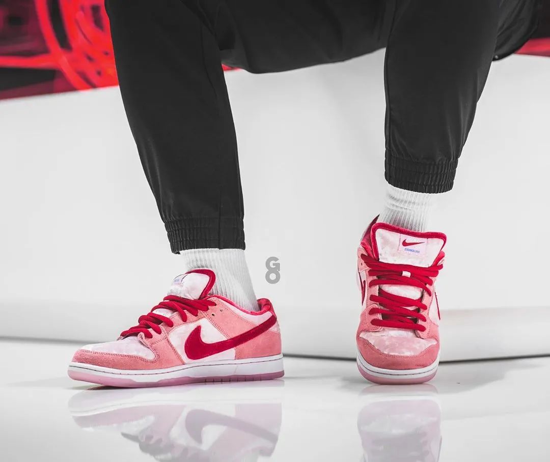 市价超3万的小熊Dunk，已加入今年国内发售市价最高的25双球鞋