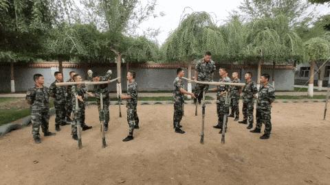 嘿，战友！这纪录你敢来破吗？