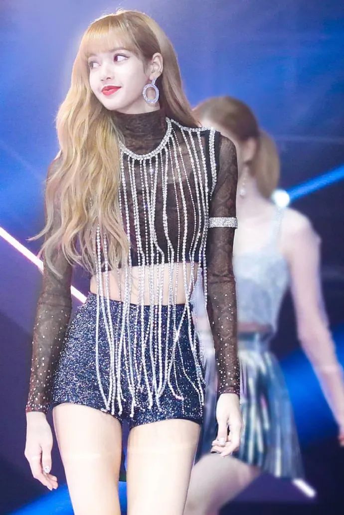 姐妹们进来学习表情管理,小姐姐的表情管理