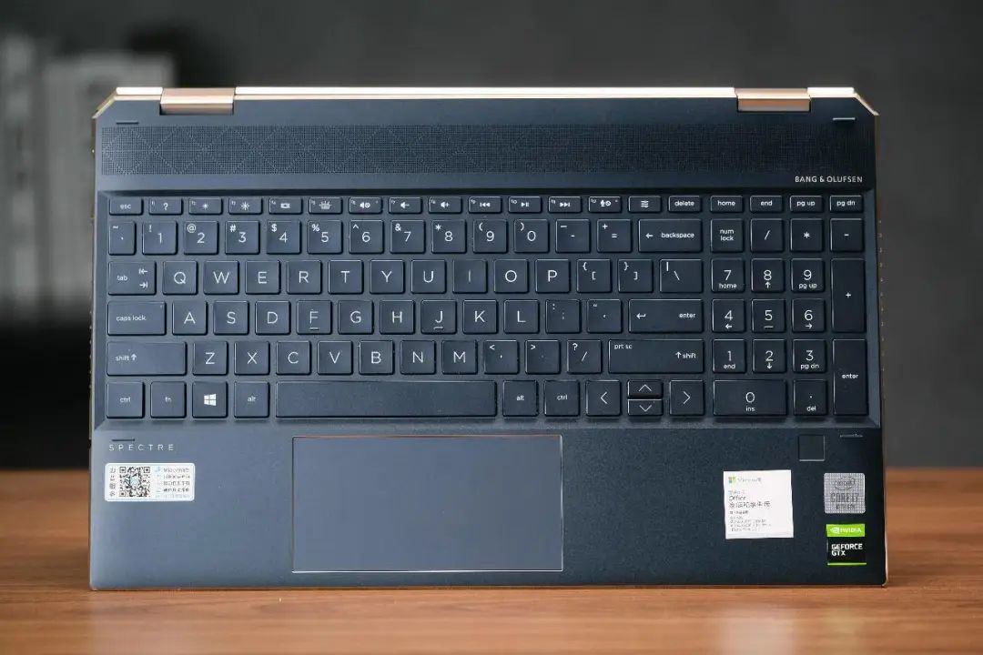 惠普spectrex36015测评,惠普spectrex360二合一功能